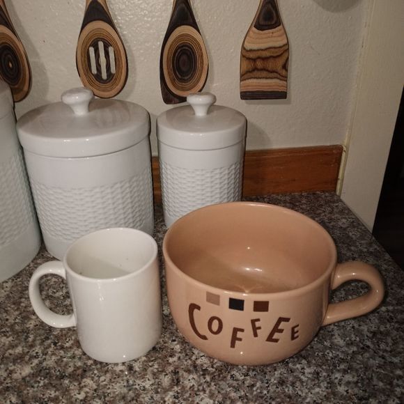 Large Brown Coffee Mug - Picture 2 of 7